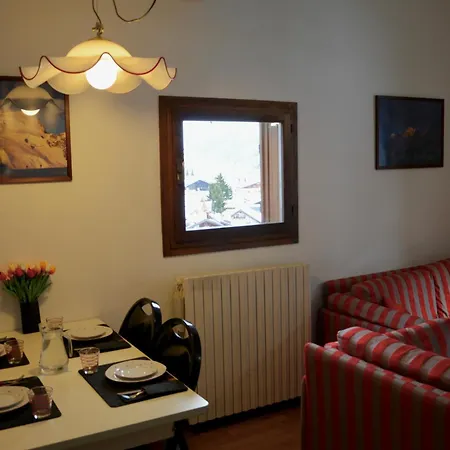 Apartment Hostdomus - Casa Borgata